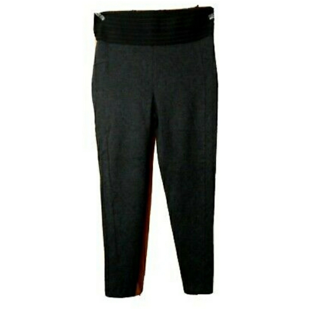 MAURICES Athletic Leggings sz 1 Black Gray floral